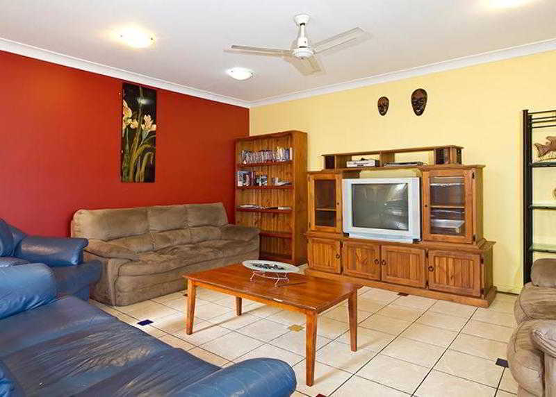 Arrival Lodge Hostel Accommodation Gold Coast Exterior foto